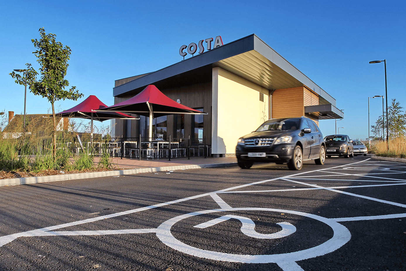 Costa, Tollgate Retail Park Scene
